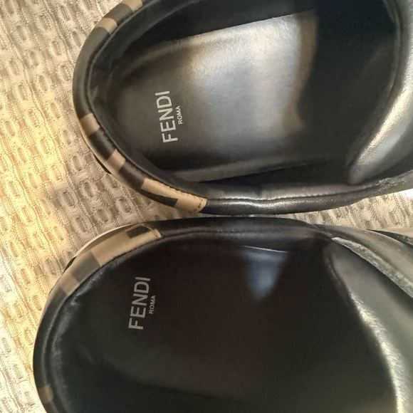 Fendi Women’s Black and Tan Logo Sneakers (Unisex) - Picture 5 of 6